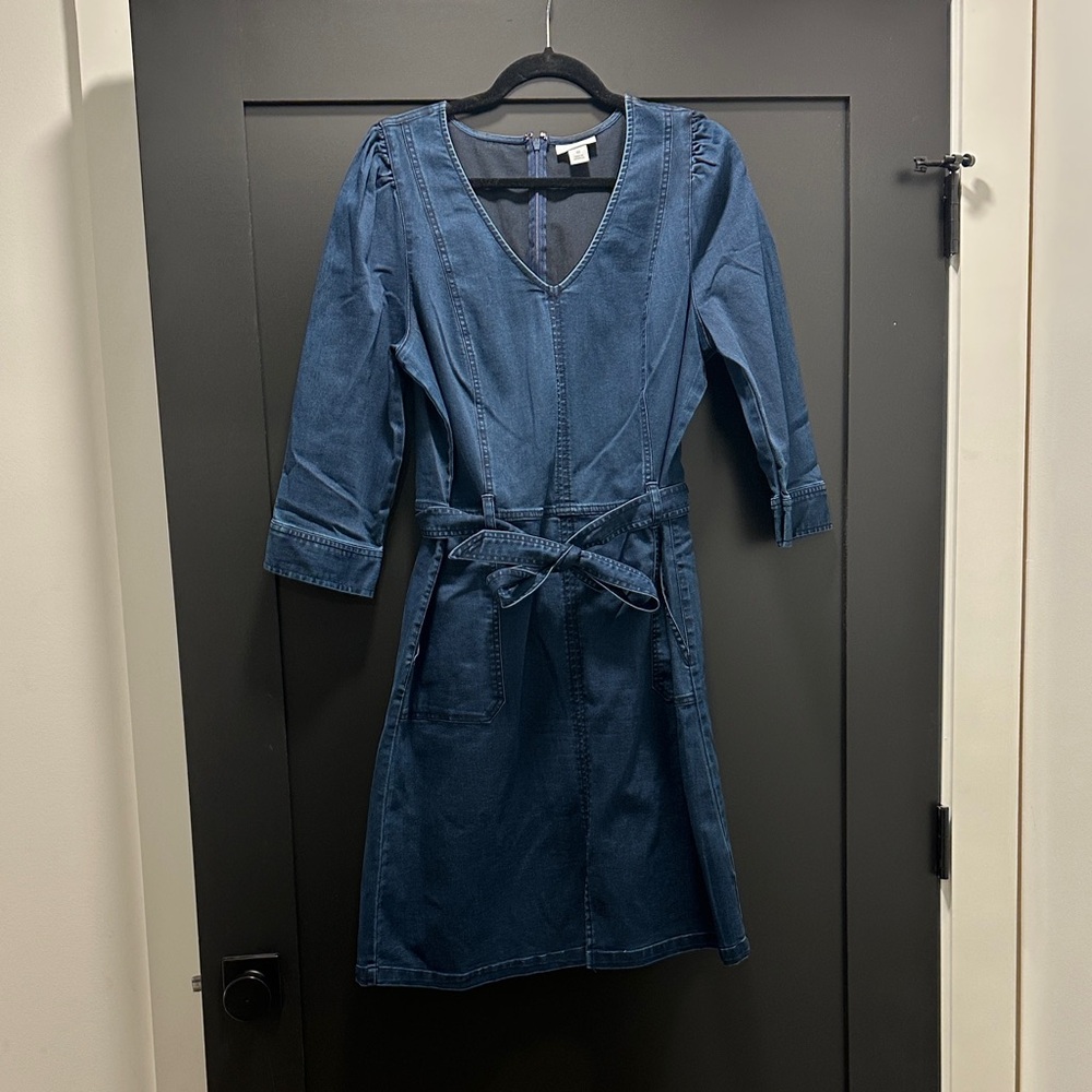 Liz Claiborne Indigo Denim V-Neck Belted Dress